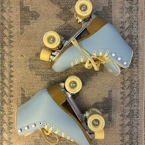 Impala roller skates